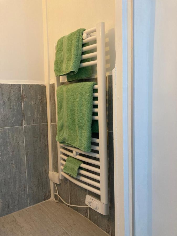 Embarcation Apartment องเฟลอร์ ภายนอก รูปภาพ
